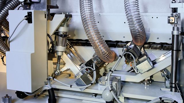 Shaping cutter unit with 4 NC servo-axes Shaping cutter unit with 4 NC servo-axes