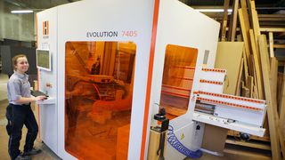 Satisfied HOLZ-HER reference customer Tischlerei Wendt with the standing CNC EVOLUTION 7405